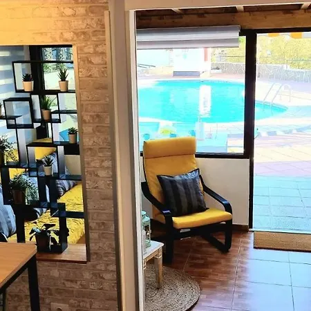 Casa de Férias Arguineguin, Two Bedrooms Bungalow, Pool & Wifi Arguineguin